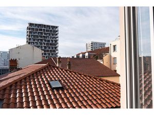 Appartement de quatre pièces vue dégagée