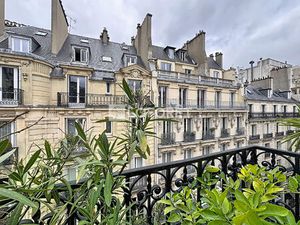 PARIS 17 - TERNES PONCELET - 5 pièces de 102.4m2