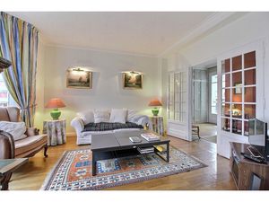 Appartement 4 pièce(s) 104 m²