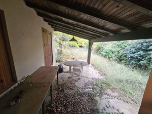 Parcelle de 800 m2 avec cabanon à 500m de la mer !