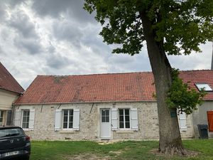 GONDREVILLE  maison 2 chambres avec jardin