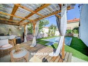 LA CIOTAT - CENTRE-VILLE - MAISON DE PLAIN PIED - DEPENDANC