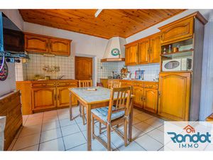 Maison 4 pièces/2 chambres d'une surface de 105 m2 sur une p