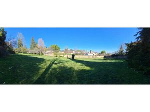 SAINT CYR AU MONT D'OR - TERRAIN DE 2100m² A BATIR