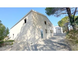 Local d'activité Aix En Provence 380 m2