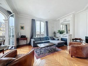Pereire / Maillot - appartement d'angle en étage élevé  vue dégagée