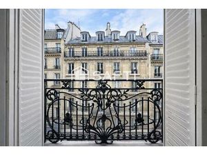 Double séjour lumineux avec sauna privatif