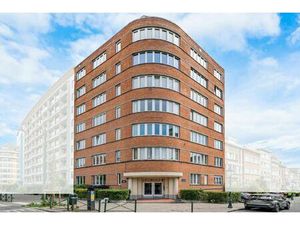 Rez-De-Chaussée à vendre à Boulevard du jubilé 65 Molenbeek-Saint-Jean (VBD70906)