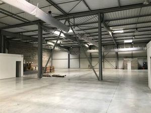 Vente local d'activités CHASSENEUIL DU POITOU 266 m²