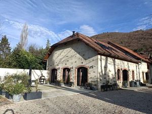 Maison de 4 chambres de luxe en vente à Saint-Martin-de-la-Cluze  Auvergne-Rhône-Alpes