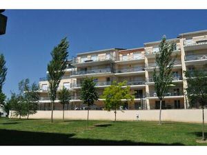 Limoges CHU T2 avec terrasse et parking