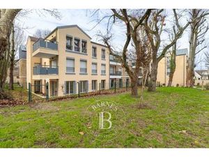 Appartement de luxe en vente à Le Chesnay  Île-de-France