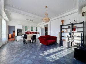 Appartement de 106 42 m² à Nice