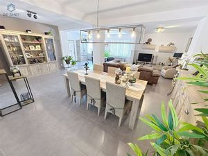 Instapklaar Gelijkvloersappartement met Terras  2 Slaapkamers en Parkeerplaats in Goeferdi