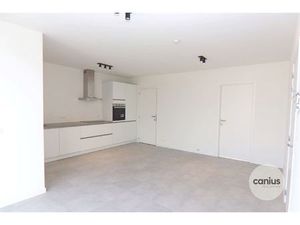 PENTHOUSE IN HARTJE HASSELT MET 1 SLK + 2 TERRASSEN & PARKING