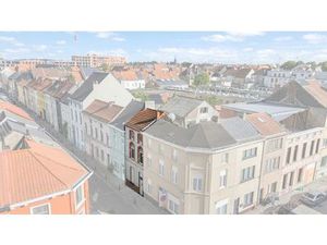 Vernieuwde woning met 3 slaapkamers te koop in Gent