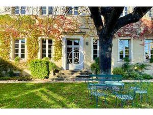 Villa de luxe à vendre à Uzès : 2 250 000€ | 650m²