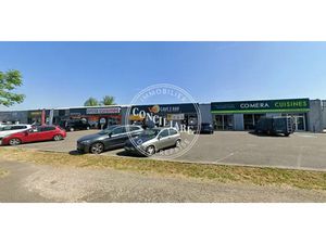 LOCAL COMMERCIAL A LOUER