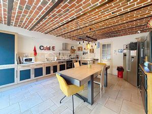 Maison longere de 132 m² à Louan-Villegruis-Fontaine