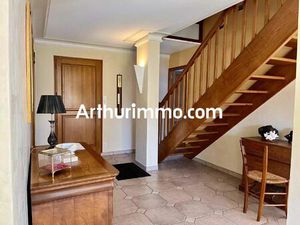 Vente Maison 6 pièces 197 m2 à Saint-Laurent-sur-Sèvre