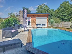 Maison T7 près de TERGNIER à vendre