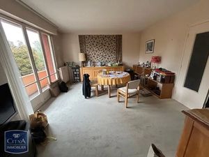 Appartement à vendre 3 pièces 78.05 m² - Charleville-Mézières (08) - 62 000€