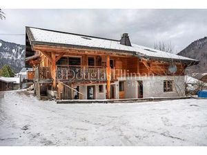 Morzine - Grand chalet de 8 chambres à Morzine