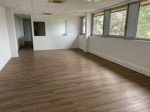Bureau de prestige de 86 m2 en location - Bron  Auvergne-Rhône-Alpes