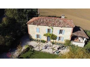 Demeure de charme avec piscine et jacuzzi