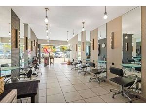 Surface commerciale à vendre à Frank Craeybeckxlaan 13 Deurne (RBU99058)