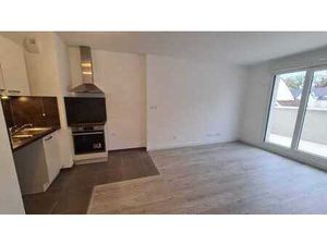 Location Appartement 2 pièces 38m² ORLEANS 45000