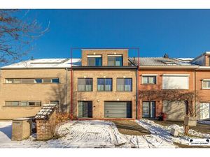 Huis te koop in Schoten met 4 slaapkamers