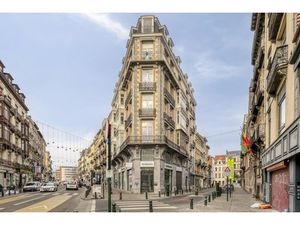 Commercieel te koop in Brussel met 1 slaapkamer