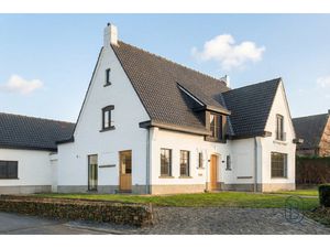 Huis te koop in Deerlijk met 3 slaapkamers