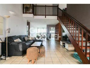 Exceptionnel à Saint-Denis  Carré d'Or - Appartement 7 pièce(s) 160 m2