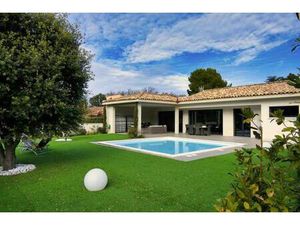 Maison de 7 pièces de 200 m² à Maubec