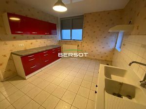 Vesoul  appartement F3 avec parking