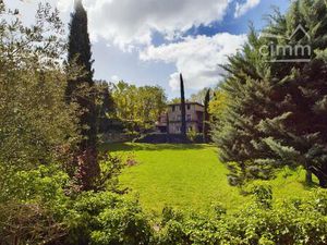 Balazuc - Domaine de vacances avec une grande maison de propriét