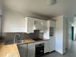 Location appartement 4 pièces 72m2 Céret 66400 - 760 € - Surface Privée