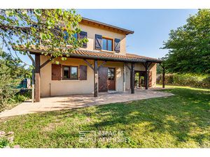 Charmante maison en plein coeur du Beaujolais
