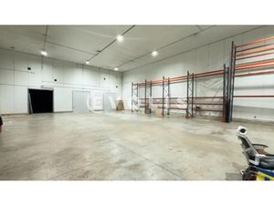 A LOUER - BATIMENT INDEPENDANT