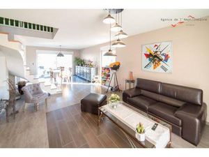 Spacieuse maison 9 pièces 260 m² sous-sol complet sur 12 ares à vendre à Metz Sud