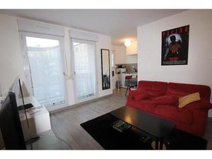 Appartement 1 pièce 31 m² loggia parking à Vendre à Metz Sablon