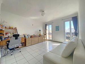 Secteur Joliette : 2 pièces 47 m2 + balcon