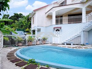 Villa F4 vue océan + Piscine + Garage + Annexe Rivière St Loui