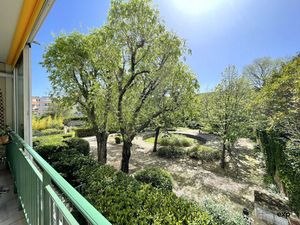 NIMES - PUECH DU TEIL/ JEAN JAURES - APPARTEMENT - 3 CHAMBRES -