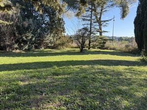 BEAU TERRAIN VIABILISÉ DE 527 M2