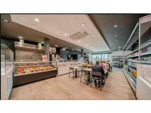 Immeuble commercial polyvalent dans un emplacement exceptio…