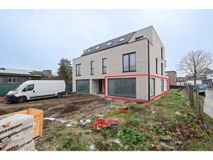 Prachtige commerciële casco ruimte te huur.