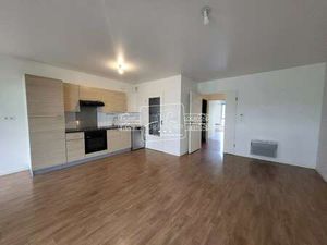 Location Appartement 3 pièces à Sainte-Luce-sur-Loire (44980) : à louer 3 pièces / 69m² Sa